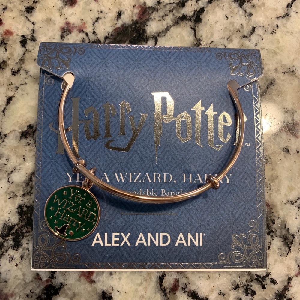 NWT Alex and Ani ⚡️ Harry Potter Bracelet ⚡️